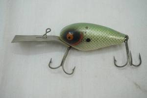 lot 141 image: Vintage Heddon Deep-6 Fishing Lure