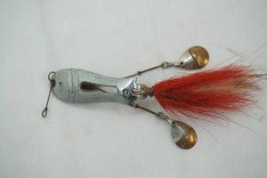 lot 159 image: Vintage Pflueger Zam Feathered Bucktail Spinning Lure
