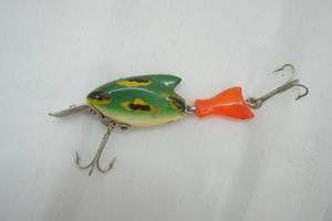 lot 181 image: Vintage Flash tail Jointed Plastic Crankbait