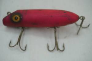 lot 184 image: Vintage South Bend Bass-Oreno Fishing Lure