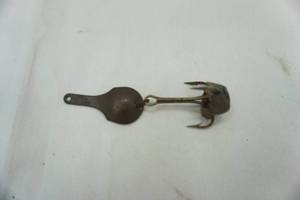 lot 190 image: Vintage Hendryx Spoon Lure