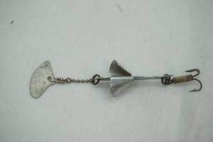 lot 213 image: Vintage Hagen Spinner fishing lure
