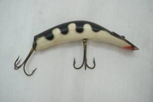 lot 214 image: Vintage Kautzky Lazy Ike Flatfish Lure