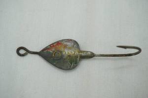 lot 225 image: Vintage Fred Arbogast Hawaiian Wiggler Fishing Lure