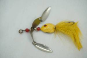lot 226 image: Vintage Spinner Bait Fishing Lure