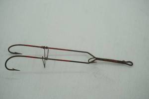 lot 250 image: Vintage minnow harness