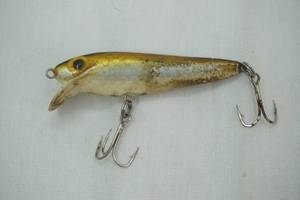lot 254 image: Vintage Thin Fin Shiner Minnow Fishing Lure