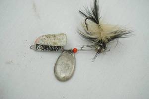 lot 266 image: Vintage Luhr Jensen Tiger Tail Spinnerbait