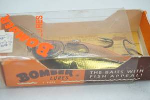 lot 276 image: Vintage Bomber Lures