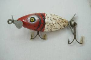 lot 278 image: vintage  Pflueger baby scoop lure