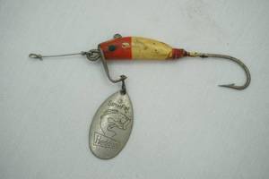 lot 284 image: Vintage Heddon Spinner lure