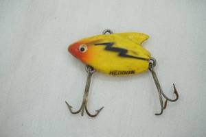 lot 294 image: Vintage Heddon sonic fishing lure