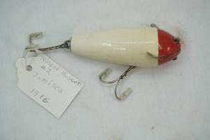 lot 24 image: Vintage Jamison Winged Mascot Lure No. 2 1916