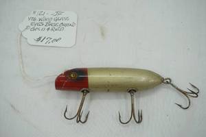 lot 31 image: Vintage South Bend Bass-Oreno Fishing Lure