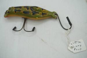 lot 52 image: Vintage Little Luny Frog Heddon 1927