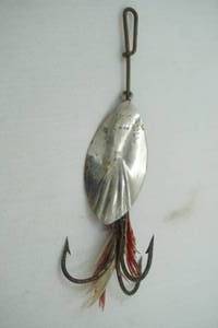 lot 304 image: Vintage G.M. Skinner Fishing Lure