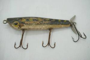 lot 306 image: Vintage Shakespeare Bullfrog Fishing Lure