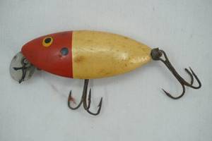 lot 312 image: Vintage True Temper Speed Shad Fishing Lure 1940s
