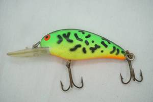 lot 316 image: Vintage Fishing Lure Bomber Model A Crankbait
