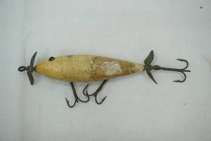 lot 349 image: Vintage Heddon Dowagiac Wooden Minnow