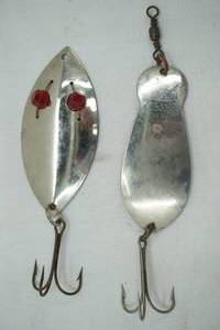 lot 375 image: Vintage Spoon Lures 2ct