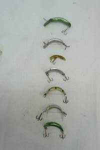 lot 398 image: Vintage Fishing Lures 7ct