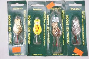 lot 411 image: Vintage Fishing Lures KB Spoon Wobblers 4ct