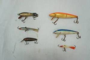 lot 435 image: Vintage Fishing Lure Lot 6ct