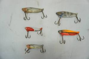 lot 440 image: Vintage fishing lot (5) sonars
