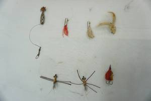 lot 445 image: Vintage fishing lures