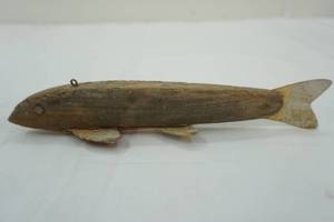 lot 488 image: Vintage Ice spearing decoy