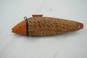 lot 492 image: Vintage Ice spearing decoy