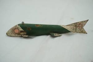 lot 496 image: Vintage Ice spearing decoy