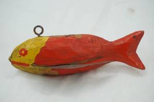 lot 502 image: Vintage Ice spearing decoy