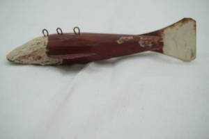 lot 510 image: Vintage Ice spearing decoy