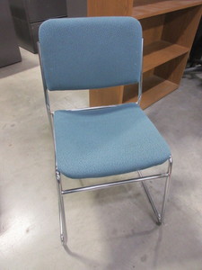 lot 255 image: KFI SLED BASE STACKING CHAIRS