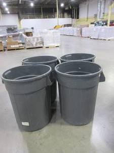 lot 111 image: CONTINENTAL 32 GALLON TRASH BINS