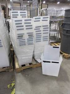 lot 131 image: USED PLASTIC TOTES