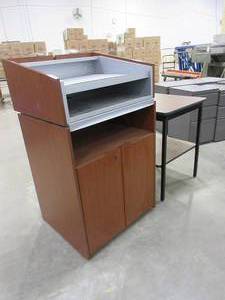 lot 190 image: PODIUM AND TECHNOLOLGY STAND