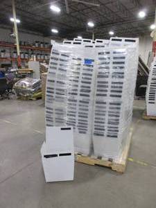 lot 133 image: USED PLASTIC TOTES
