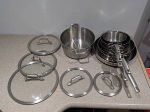 lot 62 image: 12PC. CALPHALON COOKWARE SET