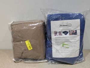 lot 93 image: NEW STALWART PRO GRADE MOVING BLANKETS  EXTRA BLANKET