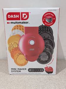 lot 87 image: BRAND NEW DASH MULTIMAKER MINI MAKER SYSTEM