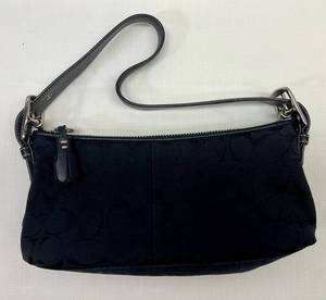 Coach Signature Baguette Hampton Semi Demi Handbag Black