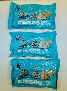 lot 35 image: 3x 9oz Hersheys Kissess-Sugar Cookie