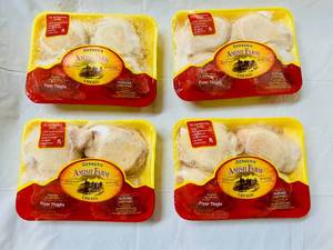 lot 153 image: G. 4x 1.6lbs(avg wt) Chicken Thighs-Gerber Amish Farms