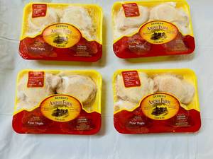 lot 156 image: G. 4x 1.6lbs(avg wt) Chicken Thighs-Gerber Amish Farms