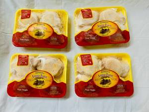 lot 157 image: G. 4x 1.6lbs(avg wt) Chicken Thighs-Gerber Amish Farms
