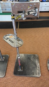 lot 103 image: Park Tool Heavy-Duty Bicycle Maintenance Repair Stand with Tray
