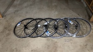 lot 128 image: Set of 6 Bicycle Wheels 26